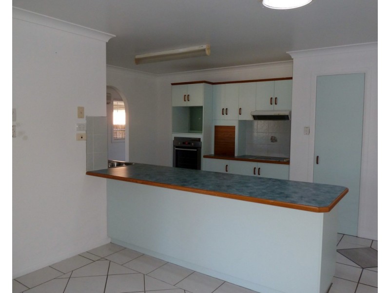 8 Kirkconell Street, Beaconsfield QLD 4740