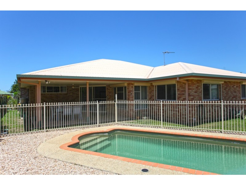 4 Katie Court, Ooralea QLD 4740