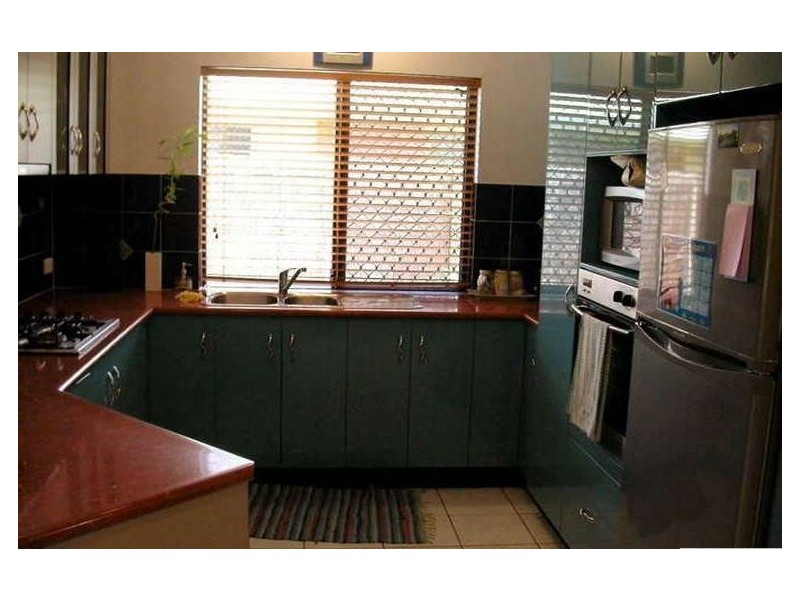 5 Stuart Hindle Dr, Mount Pleasant QLD 4740