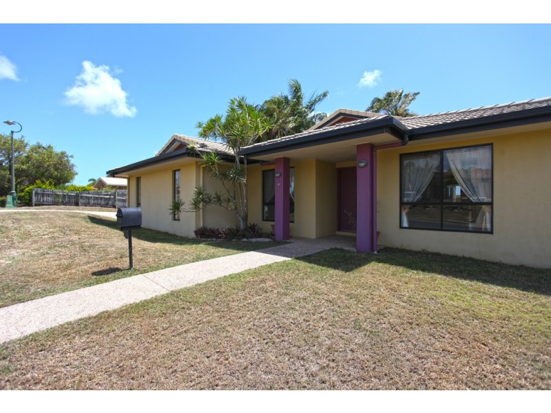 2 Avalon Dr, Rural View QLD 4740