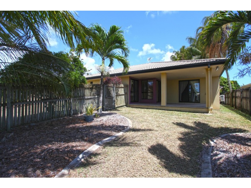 2 Avalon Dr, Rural View QLD 4740