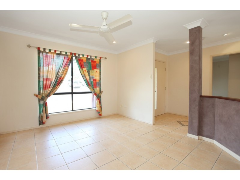 2 Avalon Dr, Rural View QLD 4740