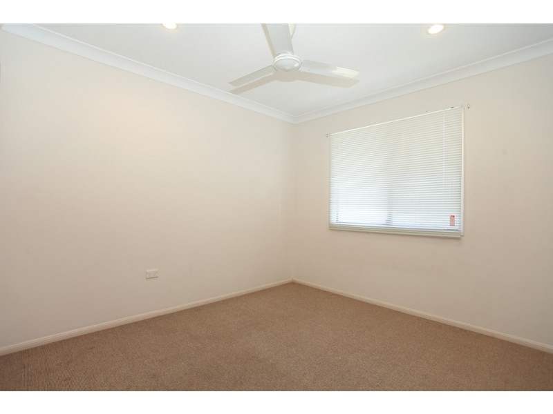 2 Avalon Dr, Rural View QLD 4740