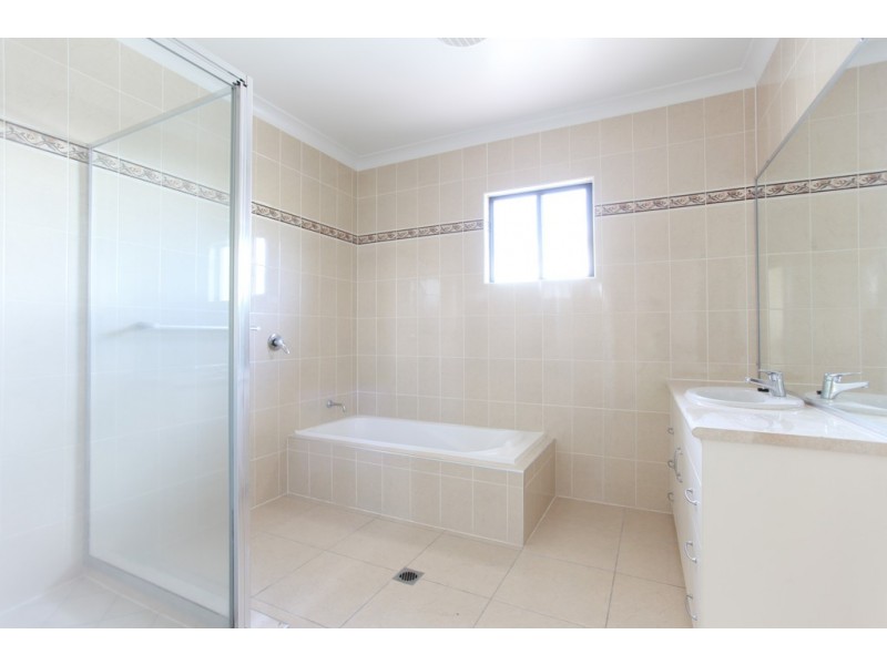 5 Porpoise Place, Andergrove QLD 4740