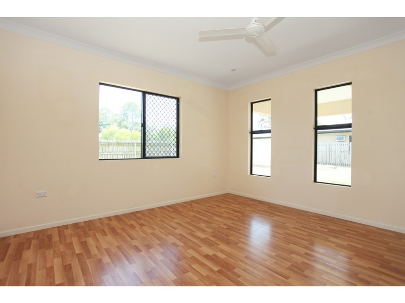 5 Porpoise Place, Andergrove QLD 4740