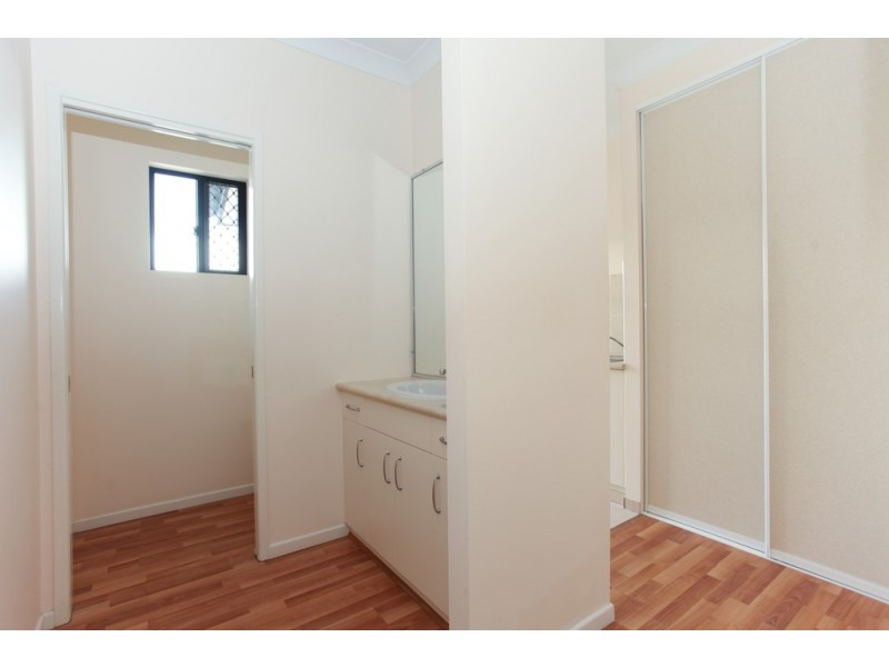 5 Porpoise Place, Andergrove QLD 4740