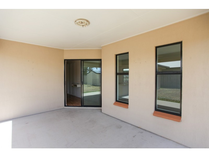 5 Porpoise Place, Andergrove QLD 4740