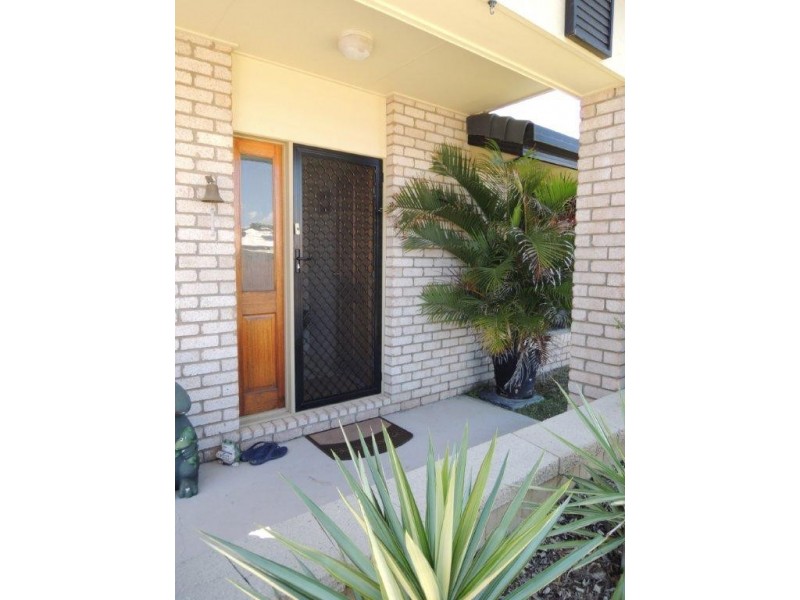 11 Dustwill Street, Eimeo QLD 4740