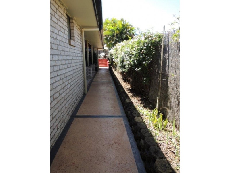 11 Dustwill Street, Eimeo QLD 4740