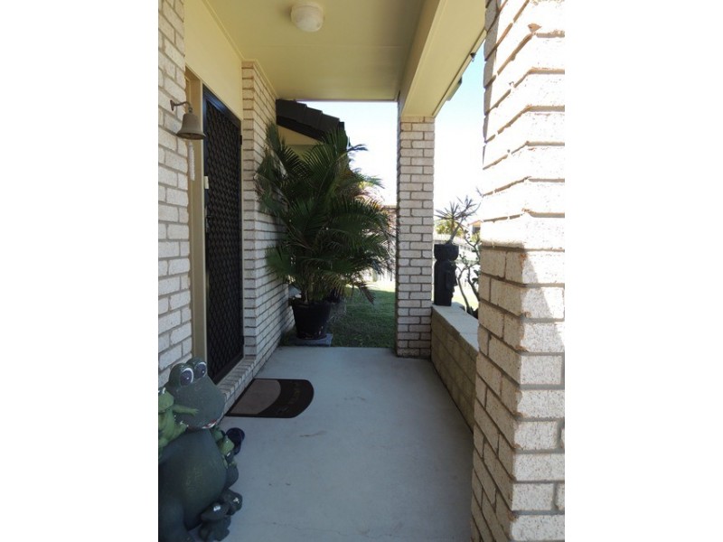 11 Dustwill Street, Eimeo QLD 4740