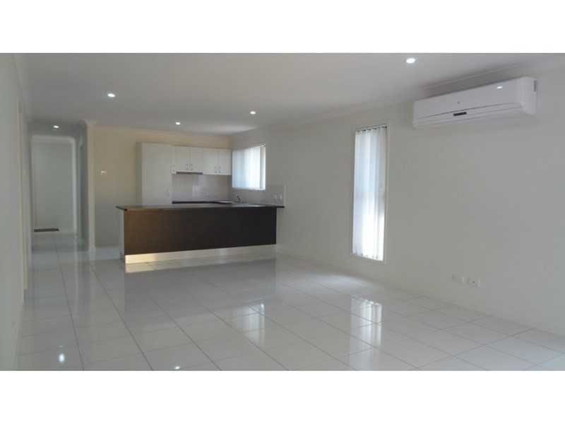 17 Warilla View, Blacks Beach QLD 4740