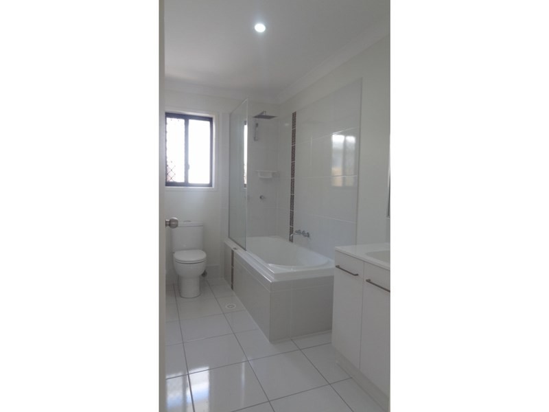 17 Warilla View, Blacks Beach QLD 4740