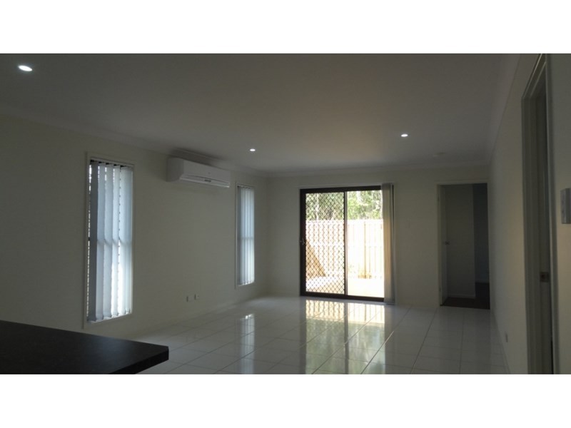 17 Warilla View, Blacks Beach QLD 4740