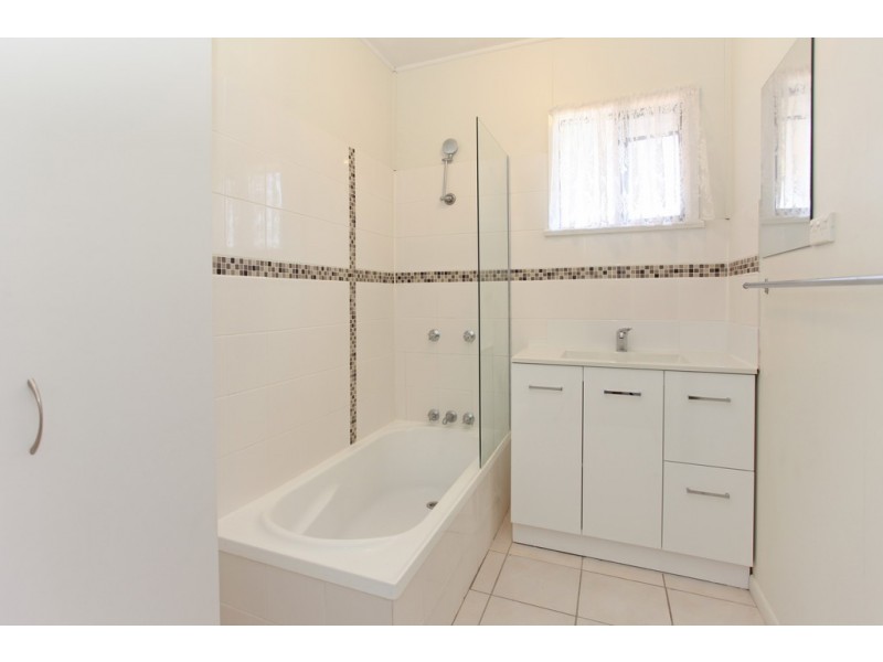 16 Dalrymple Street, East Mackay QLD 4740