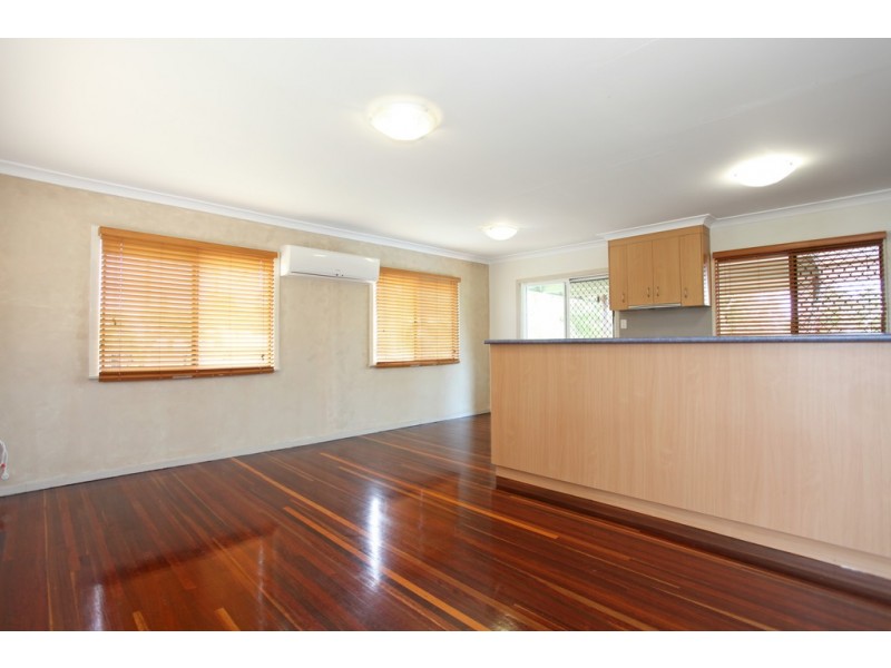 16 Dalrymple Street, East Mackay QLD 4740