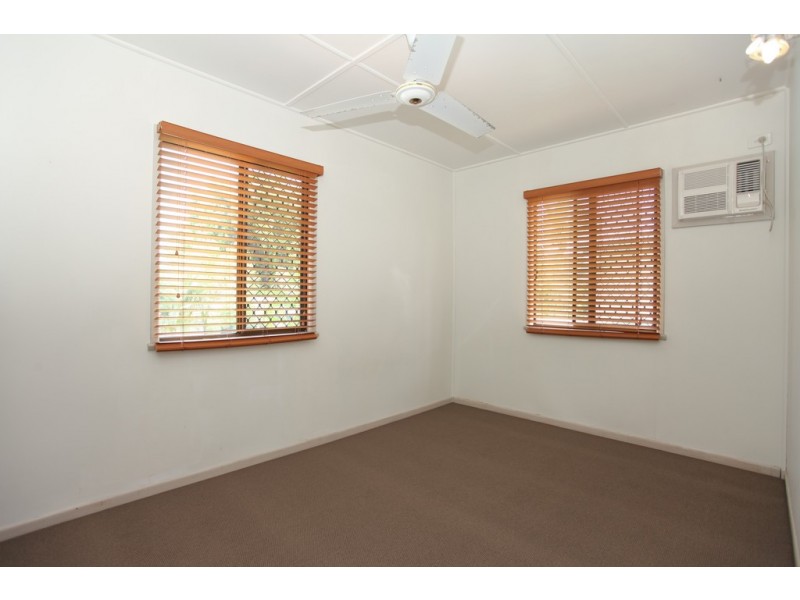 16 Dalrymple Street, East Mackay QLD 4740