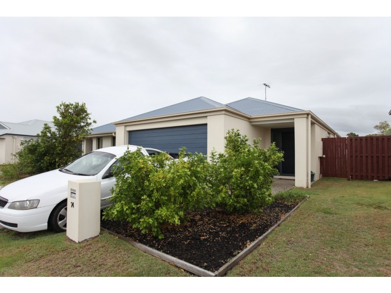 74 Scarborough Circuit, Blacks Beach QLD 4740