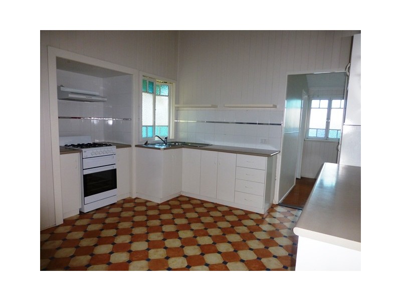 5 English Street, South Mackay QLD 4740