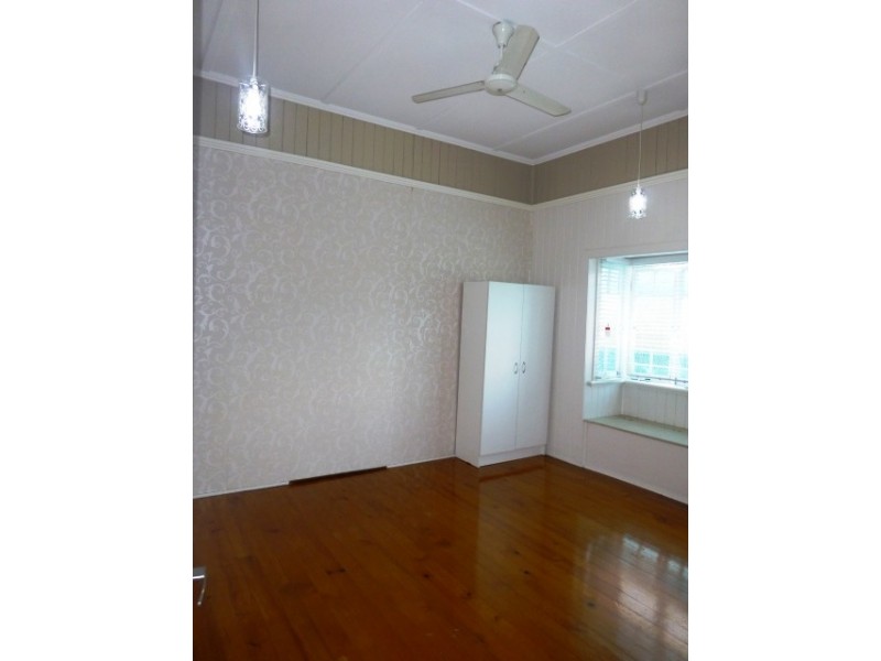 5 English Street, South Mackay QLD 4740