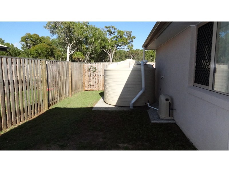 25 Scarborough circuit, Blacks Beach QLD 4740