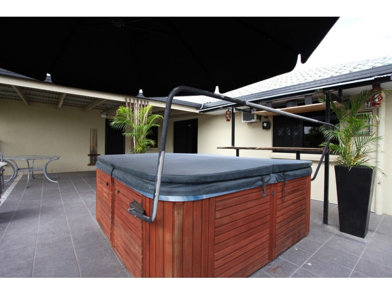 5 Stone Drive, Bucasia QLD 4750