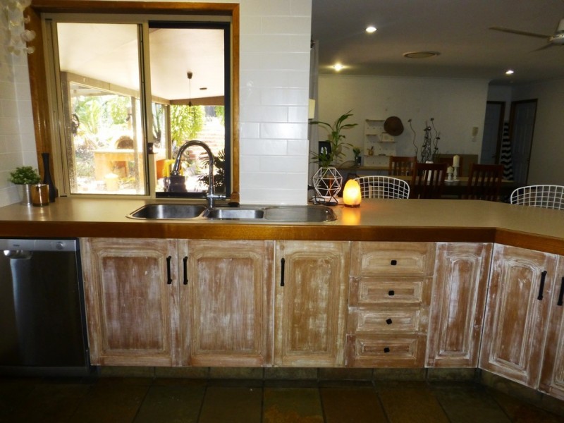 25 Sologinkins Drive, Rural View QLD 4740