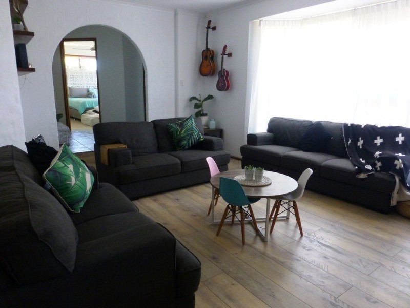 25 Sologinkins Drive, Rural View QLD 4740