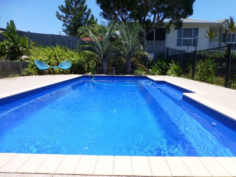 25 Sologinkins Drive, Rural View QLD 4740