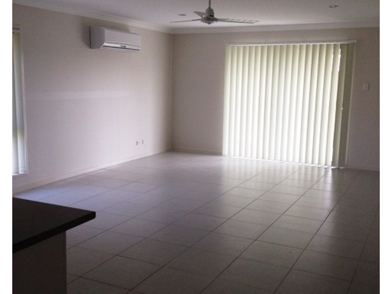 26 Esperence Avenue, Blacks Beach QLD 4740