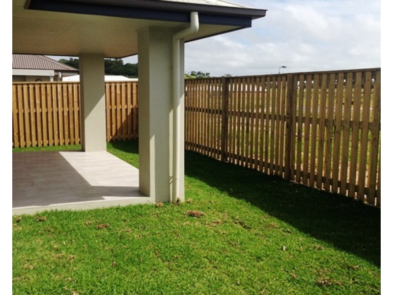 26 Esperence Avenue, Blacks Beach QLD 4740