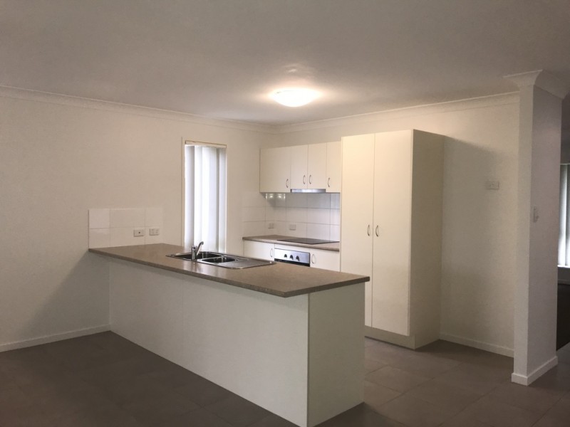 37 Trinity Parade, Blacks Beach QLD 4740