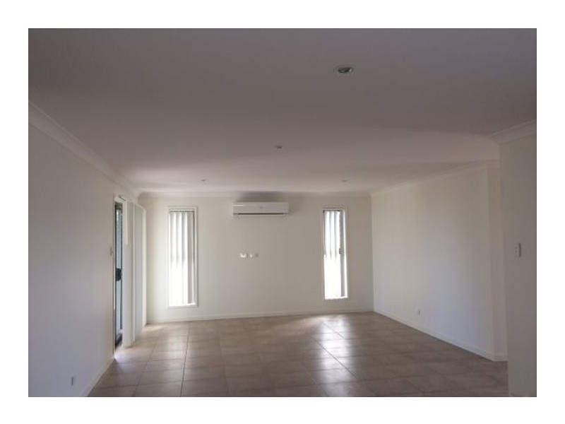11 Henley Close, Blacks Beach QLD 4740