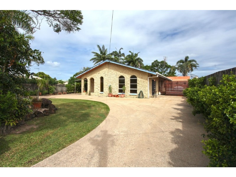 9 Gibson Street, West Mackay QLD 4740