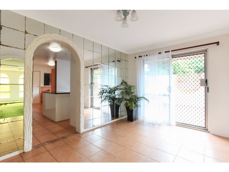 9 Gibson Street, West Mackay QLD 4740