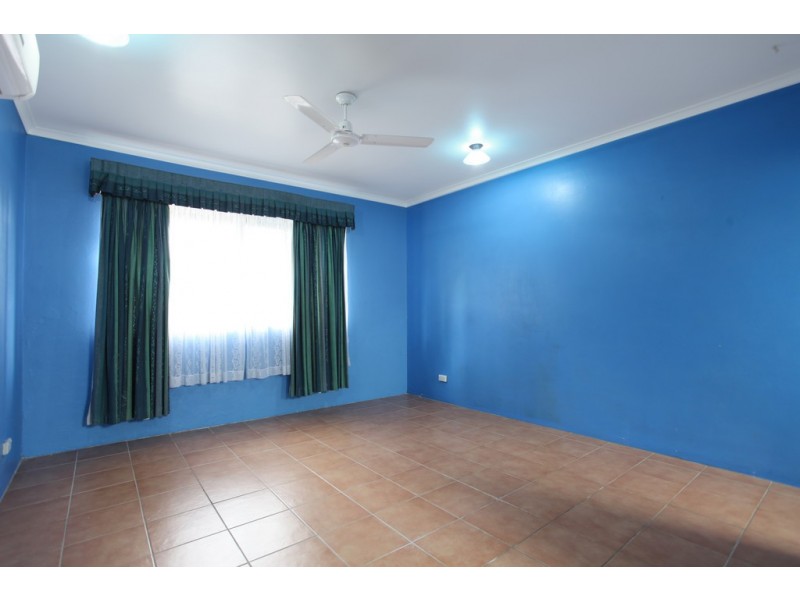 9 Gibson Street, West Mackay QLD 4740