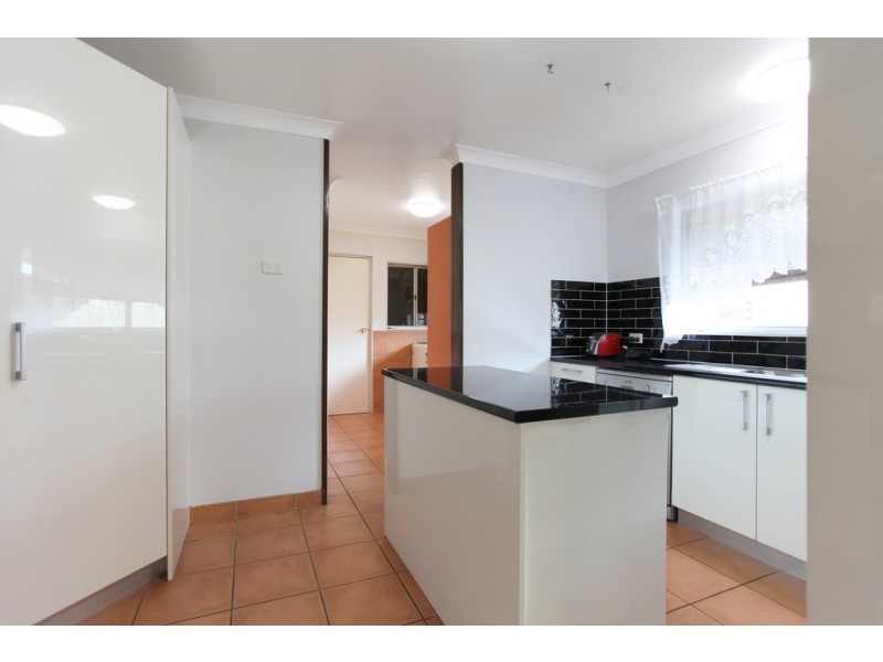 9 Gibson Street, West Mackay QLD 4740