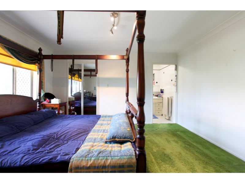 9 Gibson Street, West Mackay QLD 4740