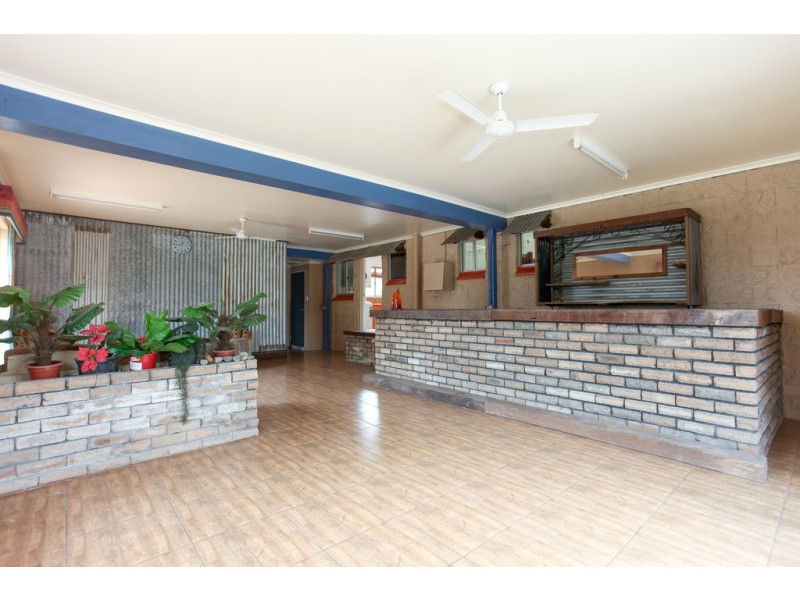 9 Gibson Street, West Mackay QLD 4740