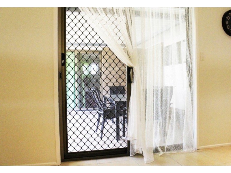 7 Downing Street, Ooralea QLD 4740