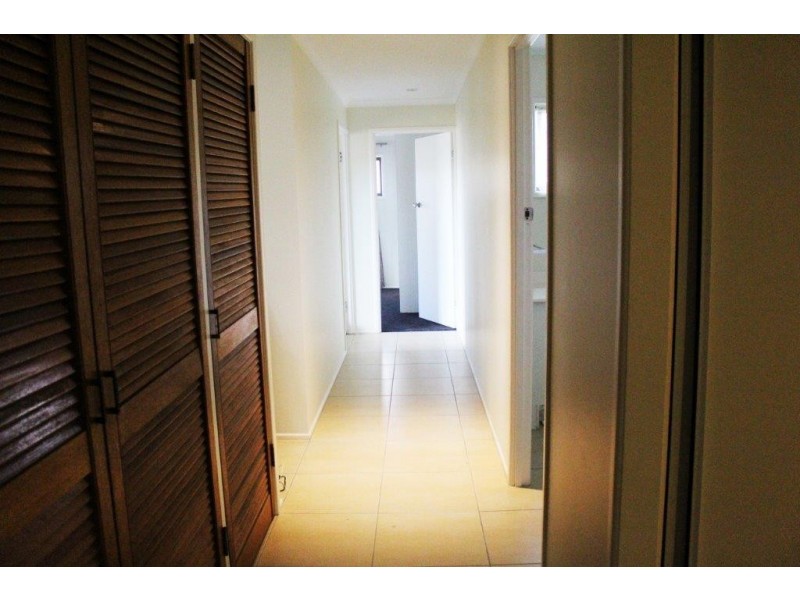 7 Downing Street, Ooralea QLD 4740