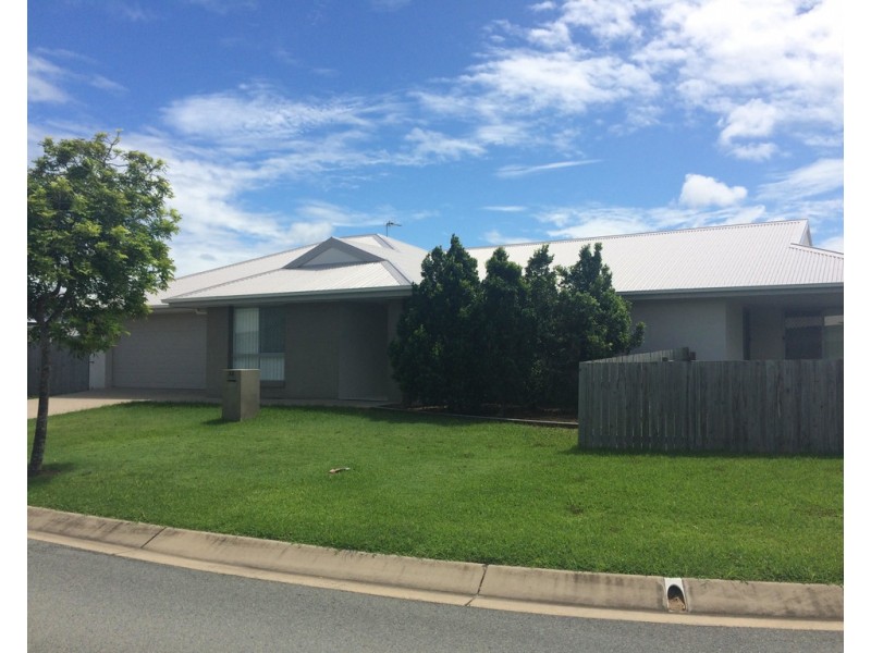 32 Montgomery Street, Rural View QLD 4740