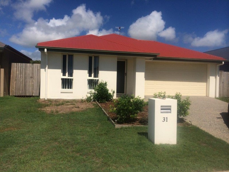 31 Scarborough circuit, Blacks Beach QLD 4740