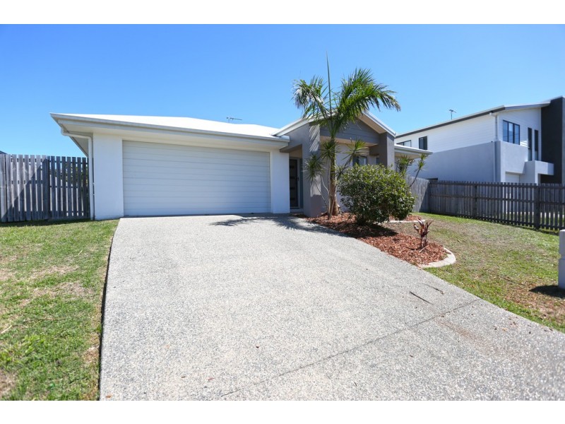 25 Halifax Place, Rural View QLD 4740
