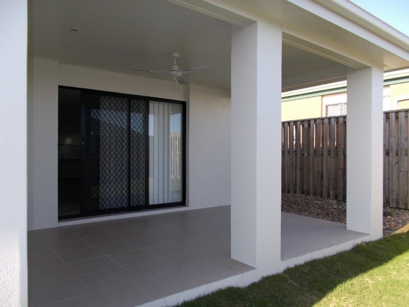 35 Trinity Parade, Blacks Beach QLD 4740