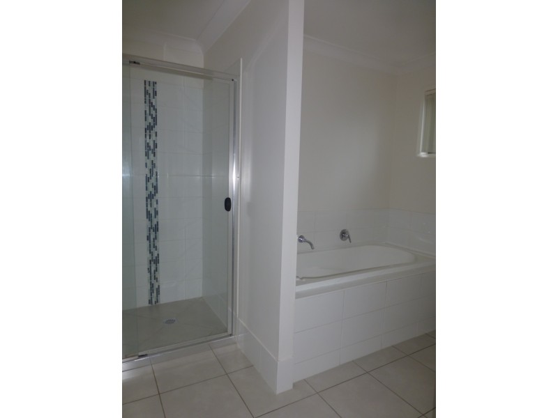 40 Trinity Parade, Blacks Beach QLD 4740