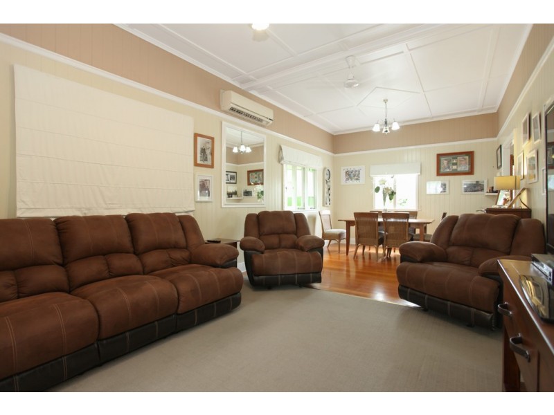 8 Lloyd Street, West Mackay QLD 4740