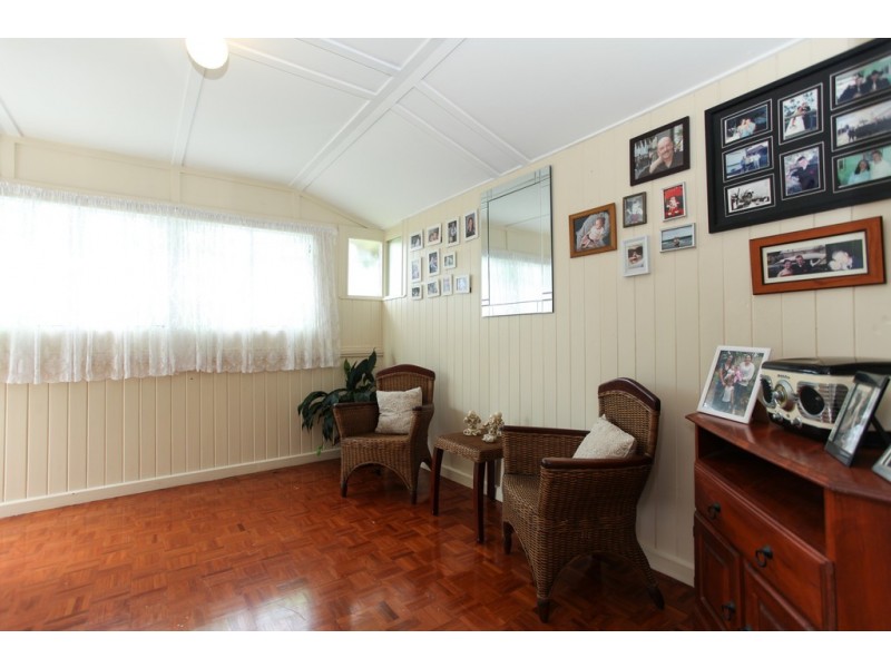 8 Lloyd Street, West Mackay QLD 4740