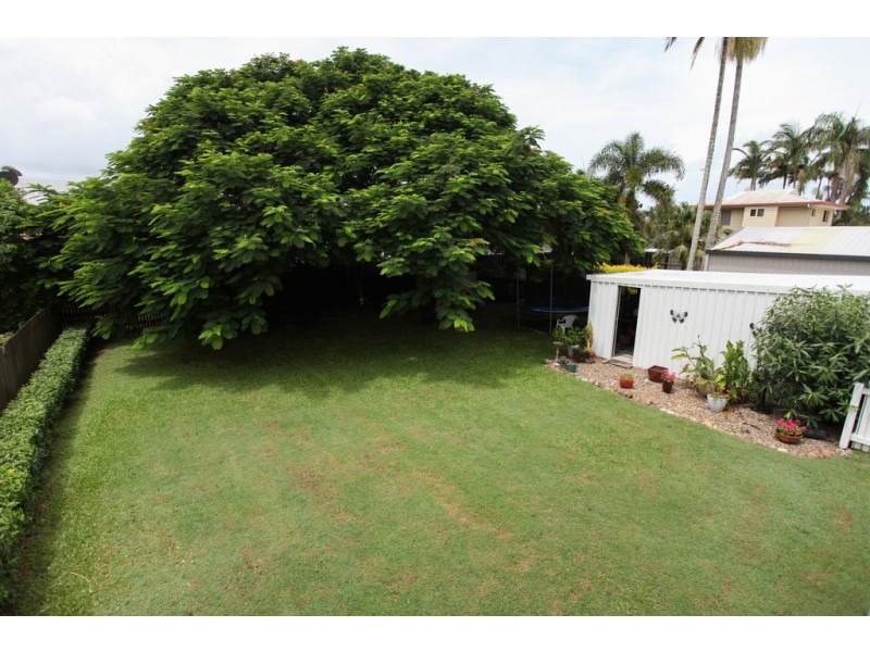 8 Lloyd Street, West Mackay QLD 4740