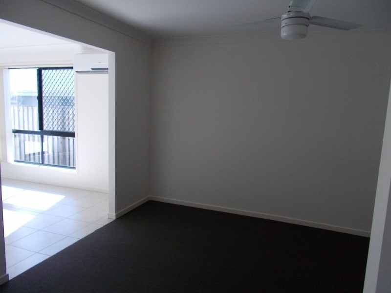 39 Trinity Parade, Blacks Beach QLD 4740