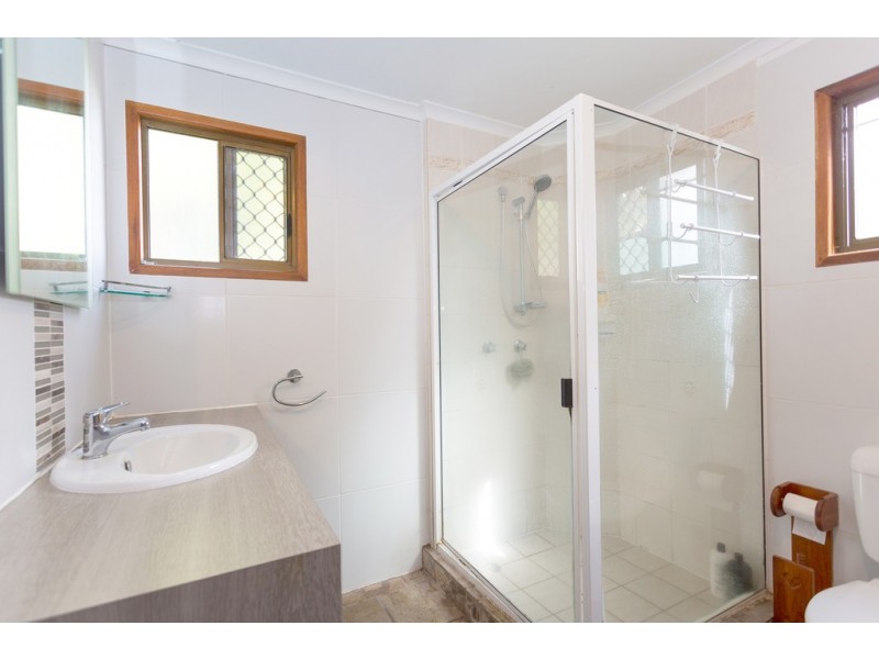 5 Mooney Court, Glenella QLD 4740